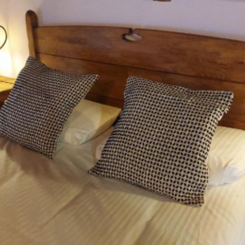 Habitación acogedora en El Tinao de La Hiruela para tu descanso